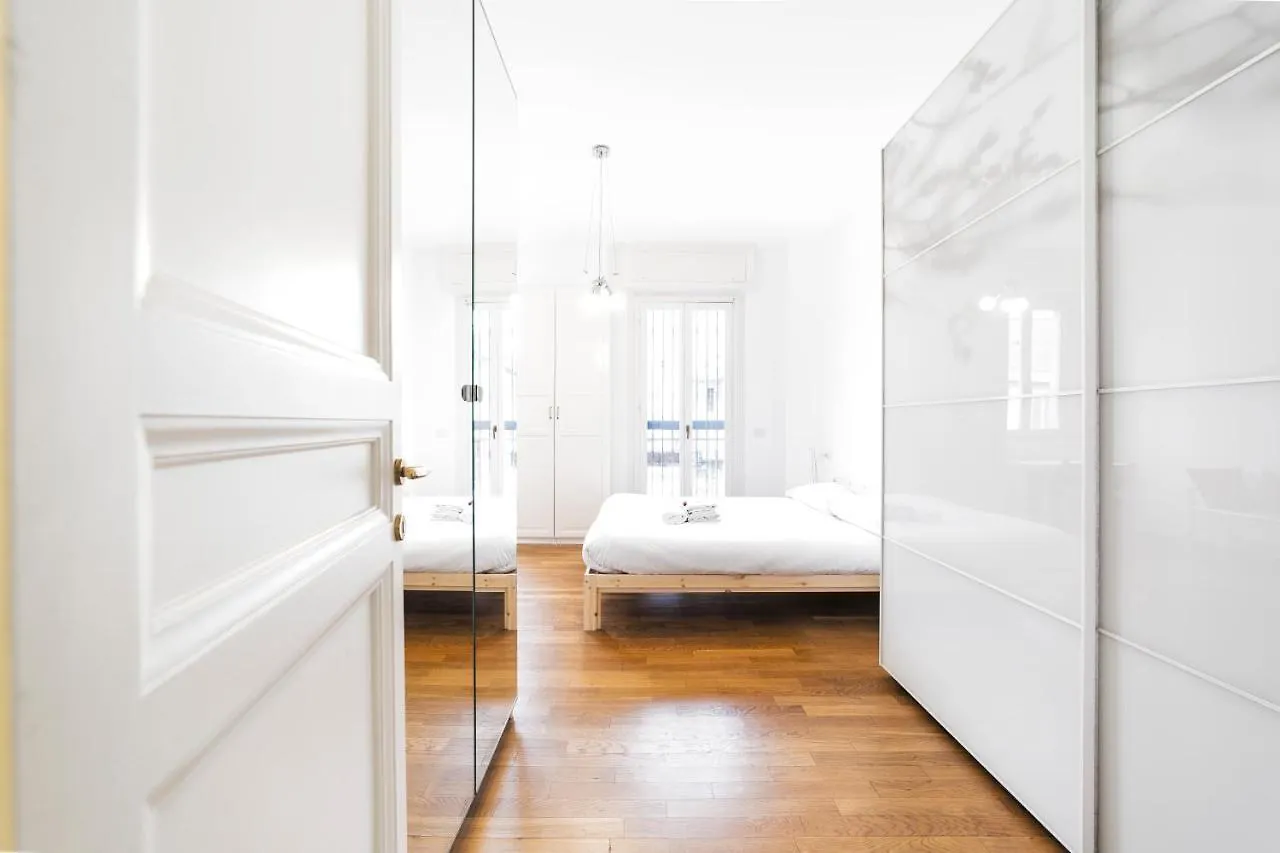 Loreto Elegant Flat Milan