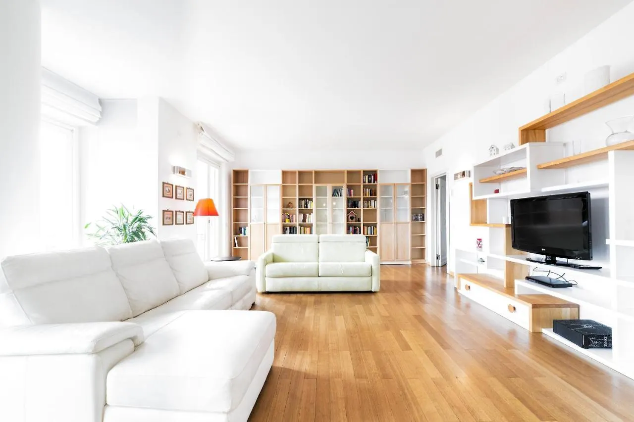 Apartment Loreto Elegant Flat Milan Italy