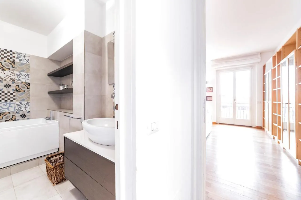 Loreto Elegant Flat Milan Apartment