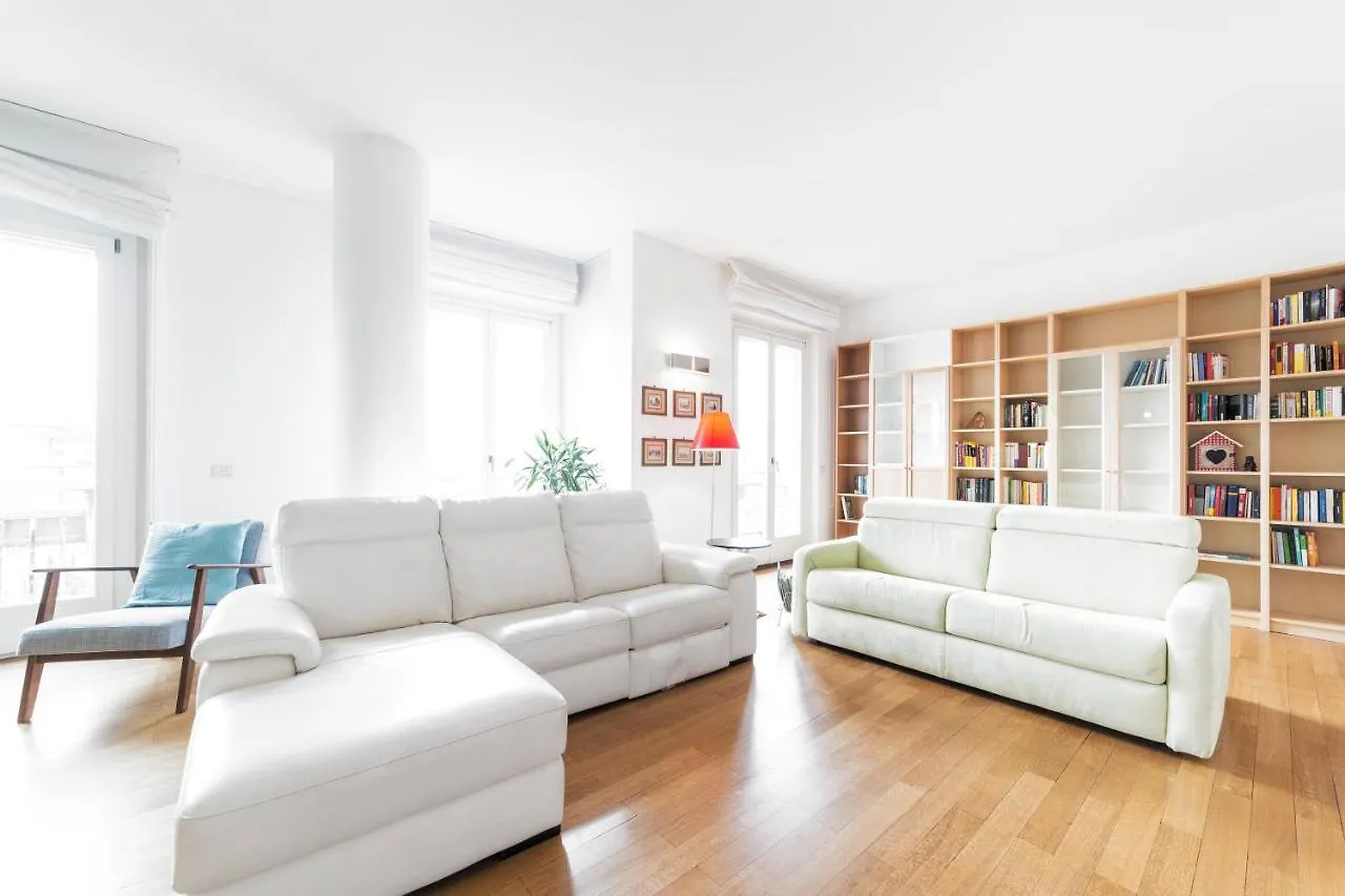 Loreto Elegant Flat Milan 0*,