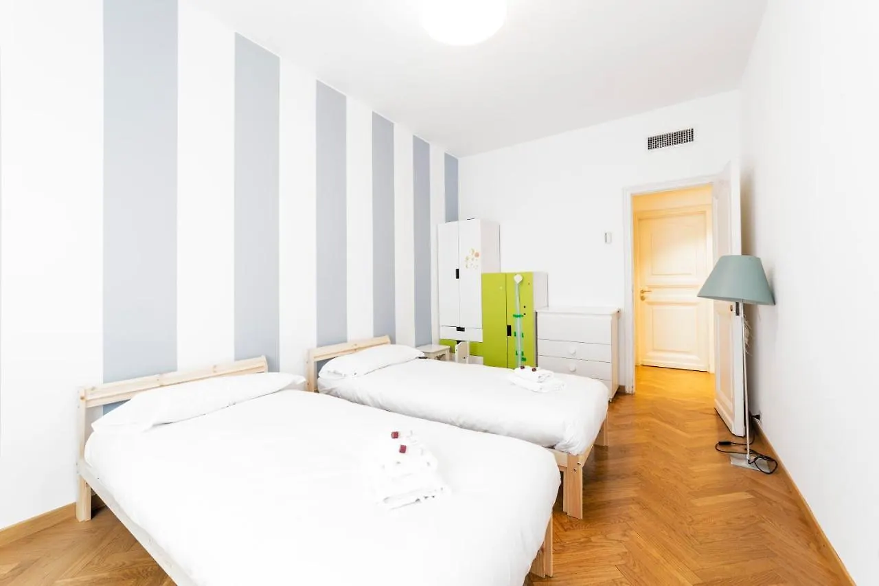 Loreto Elegant Flat Milano